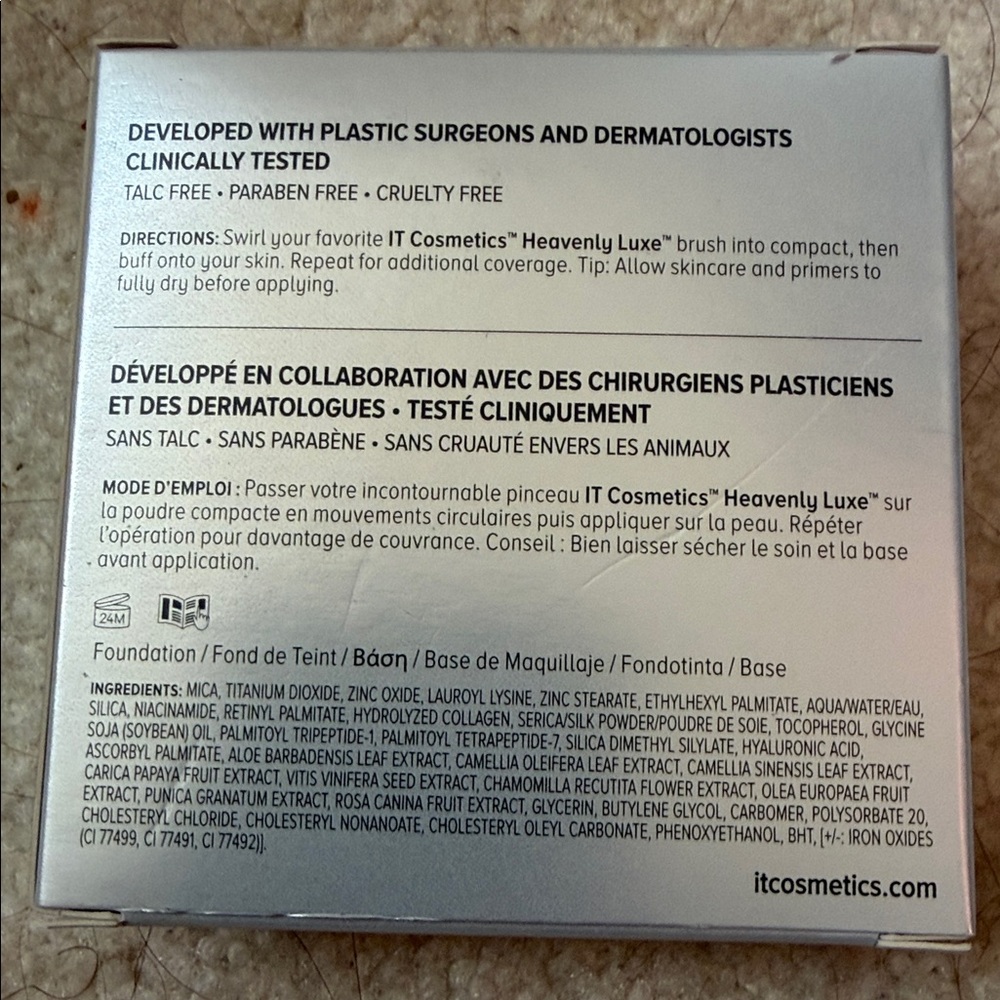 IT Cosmetics Celebration Foundation in Silver Case - Picture 2 of 4